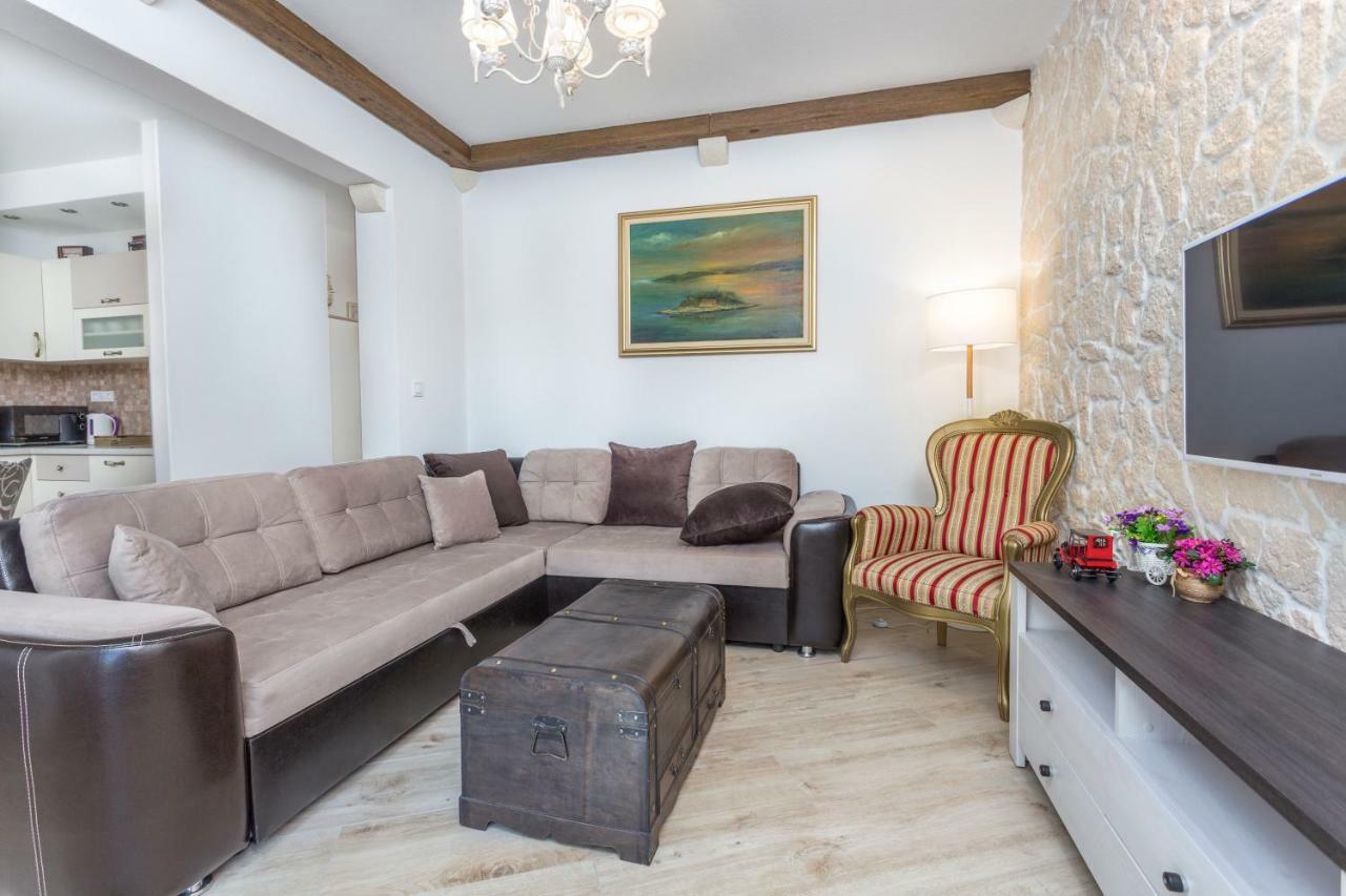 Villa Capitis In The Center Hvar Town Exterior foto